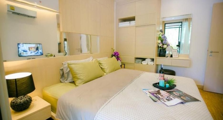 For sale 1 bed condo in Si Racha, Chonburi