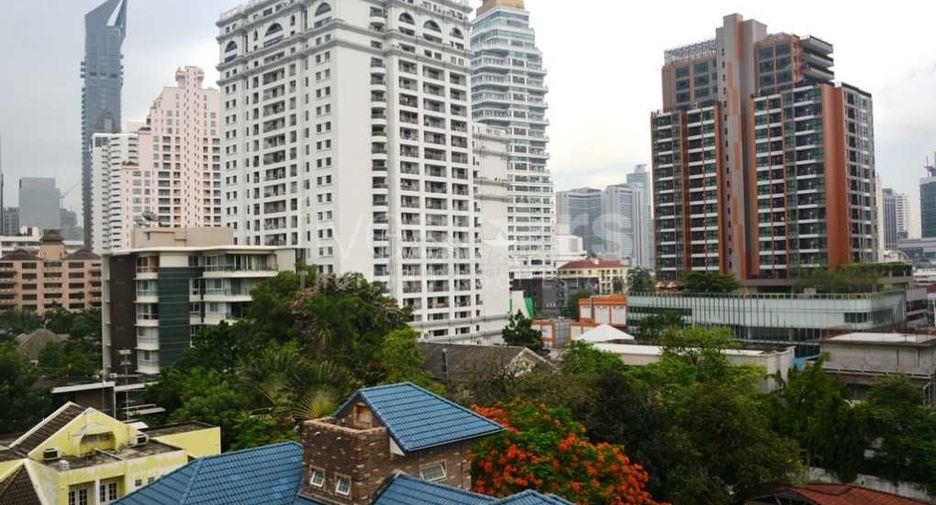 Condo en venta de 4 habitaciones en Watthana, Bangkok