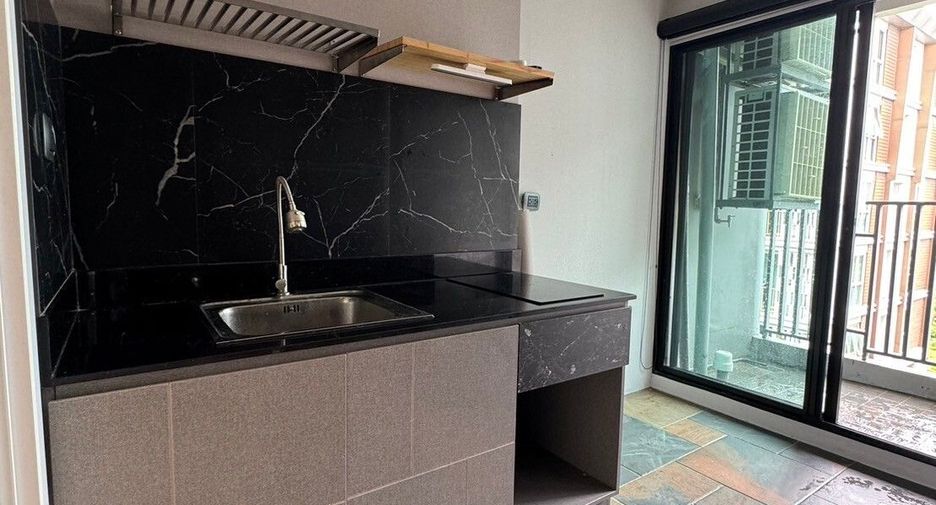 For sale 1 bed condo in Bang Na, Bangkok