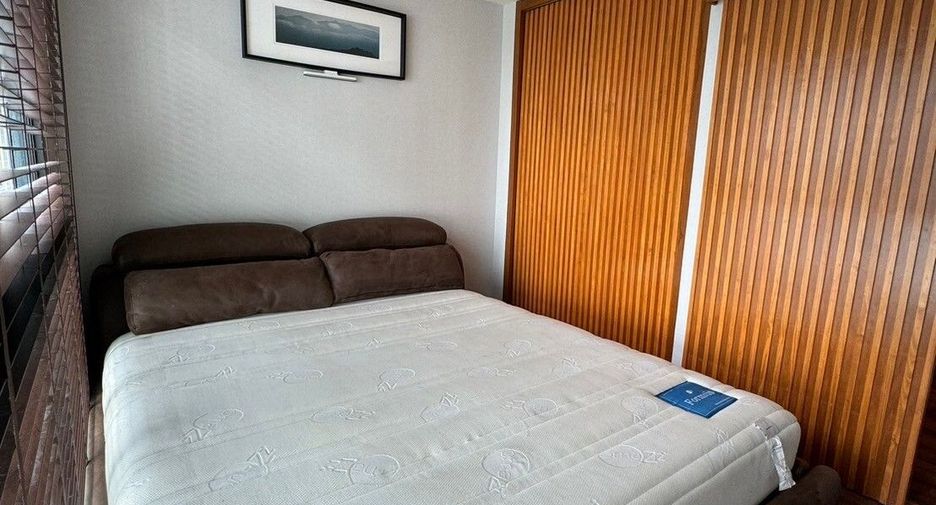 For sale 1 bed condo in Bang Na, Bangkok
