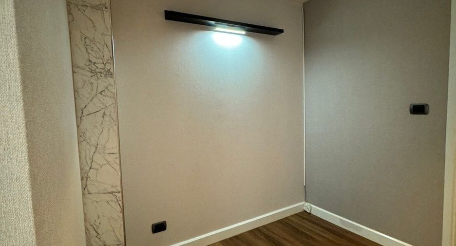 For sale 1 bed condo in Bang Na, Bangkok