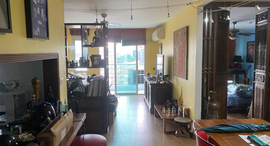 For sale 2 bedrooms condo in Din Daeng, Bangkok