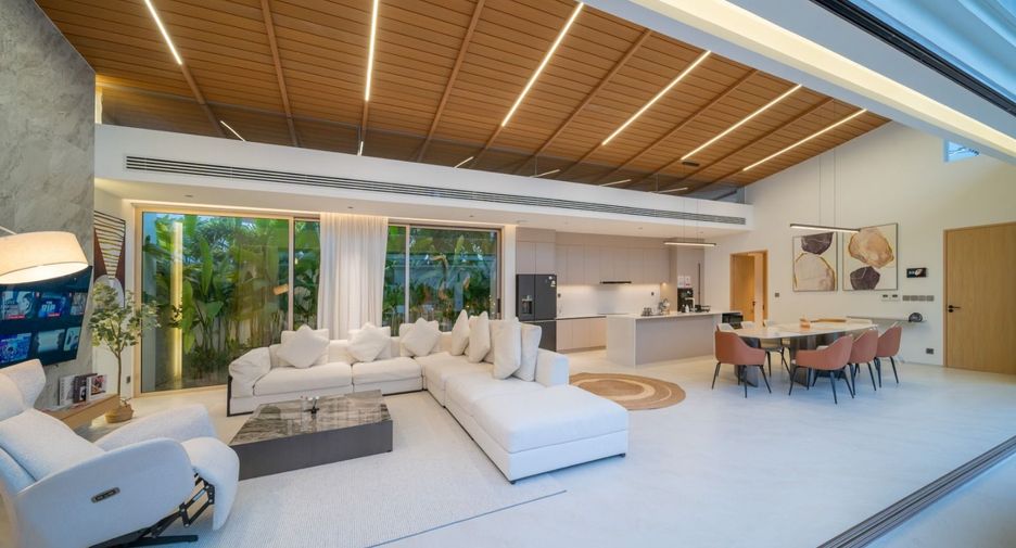 For rent 4 bedrooms villa in Thalang, Phuket