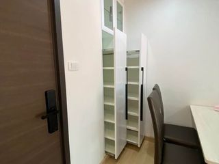 Condo en alquiler de 2 habitaciones en Huai Khwang, Bangkok