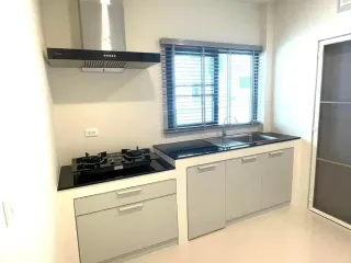 For rent 3 ベッドルーム house in Bang Phli, Samut Prakan