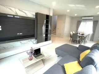For rent 3 ベッドルーム house in Bang Phli, Samut Prakan