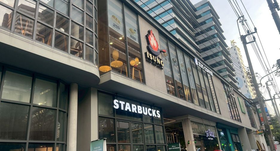 For rent retail Space in Watthana, Bangkok