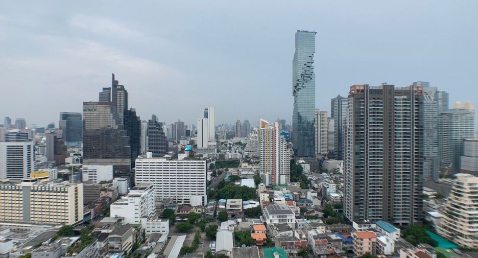 For rent 2 bedrooms condo in Sathon, Bangkok
