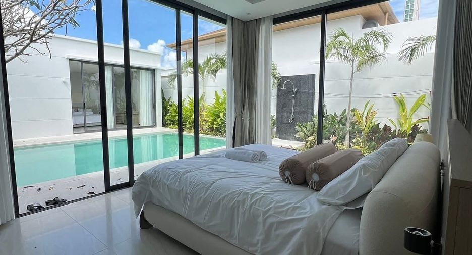 For rent 4 bedrooms villa in Mueang Phuket, Phuket