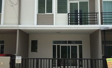 ให้เช่า 4 ห้องนอน ทาวน์เฮ้าส์ ใน สายไหม, กรุงเทพฯ