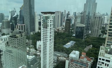 À louer 2 chambres condo à Pathum Wan, Bangkok