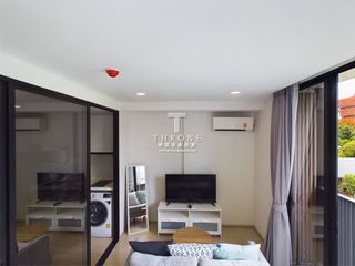 À louer studio condo à Khlong Toei, Bangkok