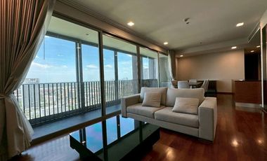 Condo en venta y en alquiler de 3 habitaciones en Khlong Toei, Bangkok