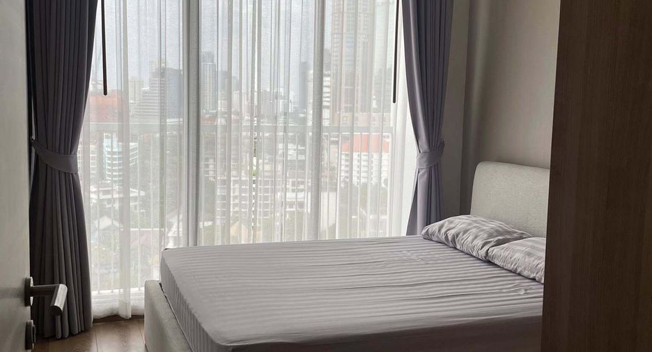 For rent 2 bedrooms condo in Khlong Toei, Bangkok
