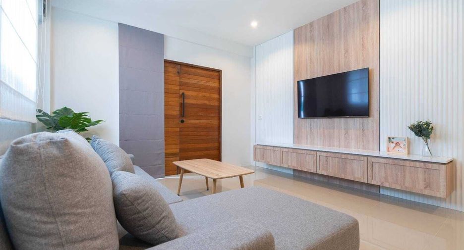 For rent 2 bedrooms townhouse in Mueang Phuket, Phuket