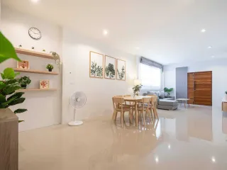Casa adosada en alquiler de 2 habitaciones en Mueang Phuket, Phuket