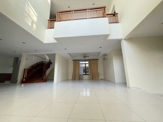 出售 和 出租 5 卧室 独立屋 在 Suan Luang, 曼谷