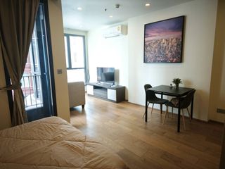 For rent 1 bed condo in Pathum Wan, Bangkok