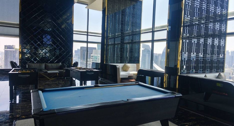 For rent 1 bed condo in Pathum Wan, Bangkok