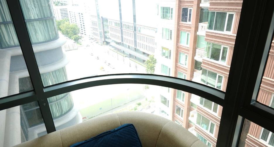 For rent 1 bed condo in Pathum Wan, Bangkok