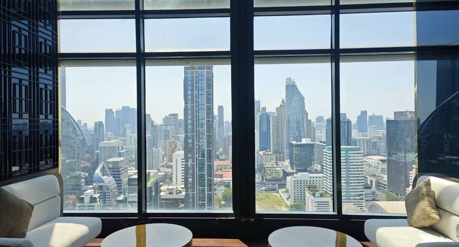 For rent 1 bed condo in Pathum Wan, Bangkok