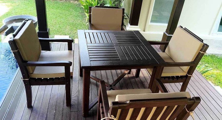 For sale and for rent 4 bedrooms villa in Thalang, Phuket