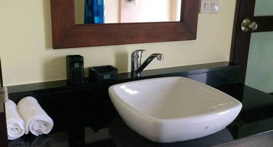 For sale and for rent 4 bedrooms villa in Thalang, Phuket