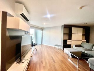 For sale and for rent 3 bedrooms condo in Huai Khwang, Bangkok
