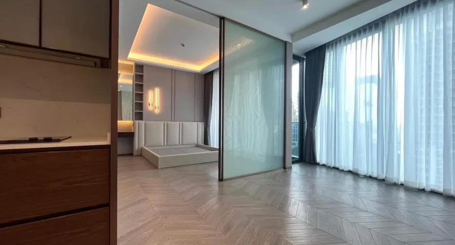 For rent 1 bed condo in Khlong Toei, Bangkok