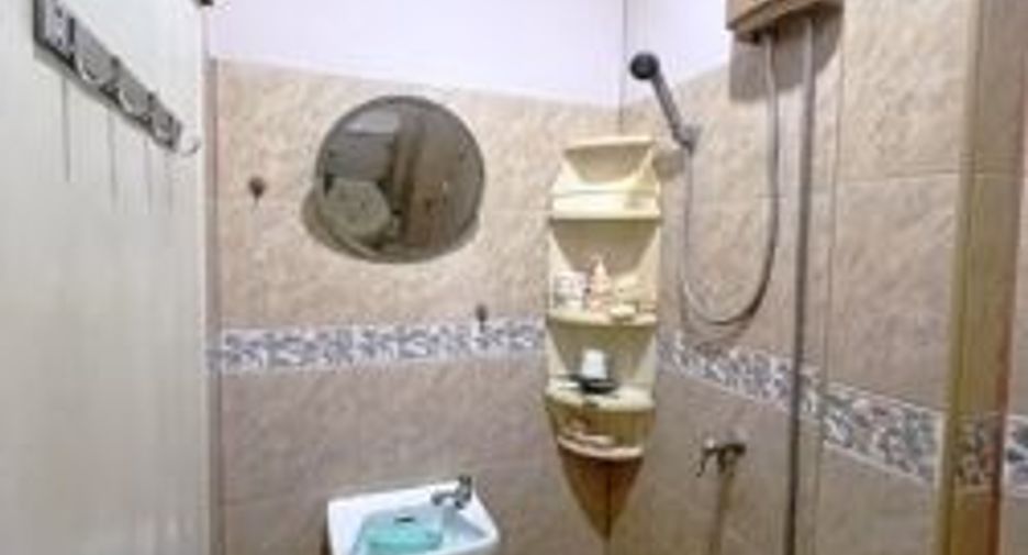 Local comercial en venta de 5 habitaciones en Bang Kho Laem, Bangkok