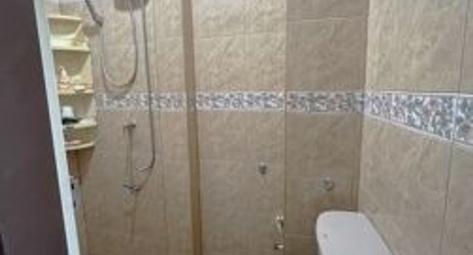 Local comercial en venta de 5 habitaciones en Bang Kho Laem, Bangkok