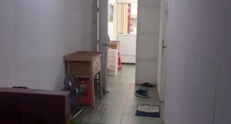 Local comercial en venta de 5 habitaciones en Bang Kho Laem, Bangkok