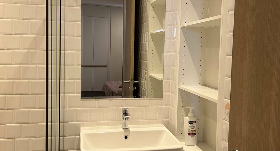 Condo en alquiler de 2 habitaciones en Watthana, Bangkok
