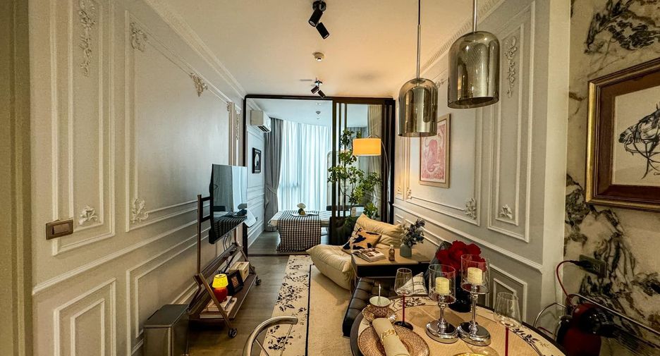 For rent 2 bedrooms condo in Khlong Toei, Bangkok