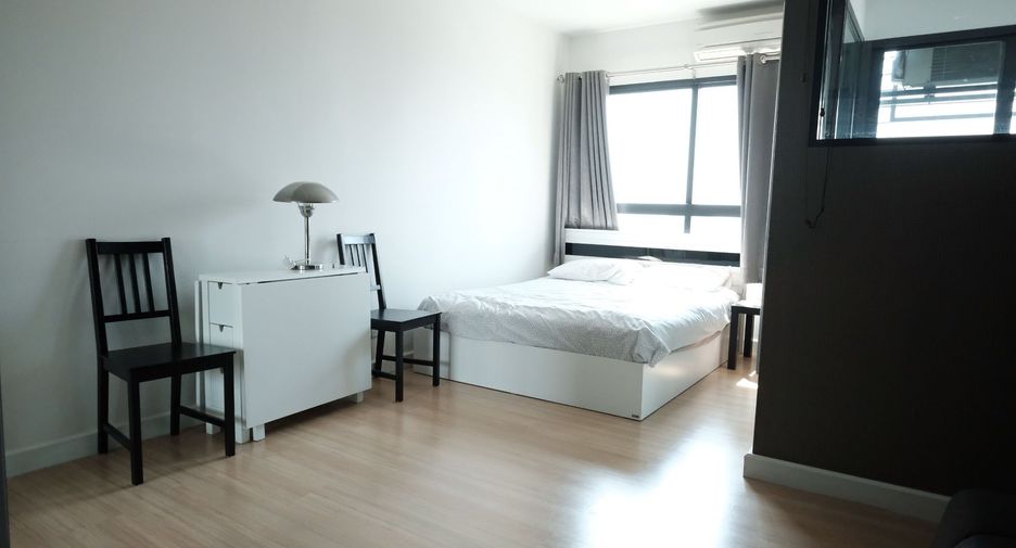 For rent studio condo in Sathon, Bangkok