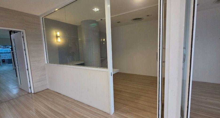 For rent office in Lak Si, Bangkok