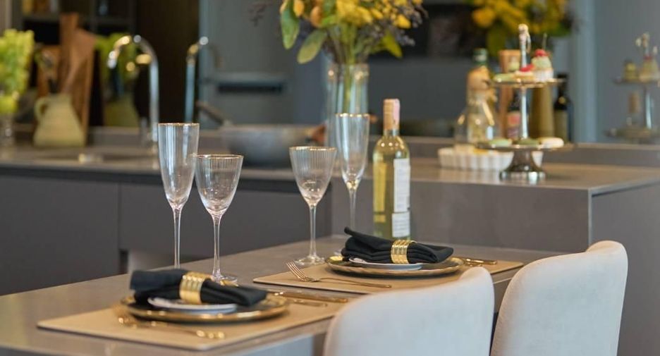 For sale 2 bedrooms condo in Bang Rak, Bangkok