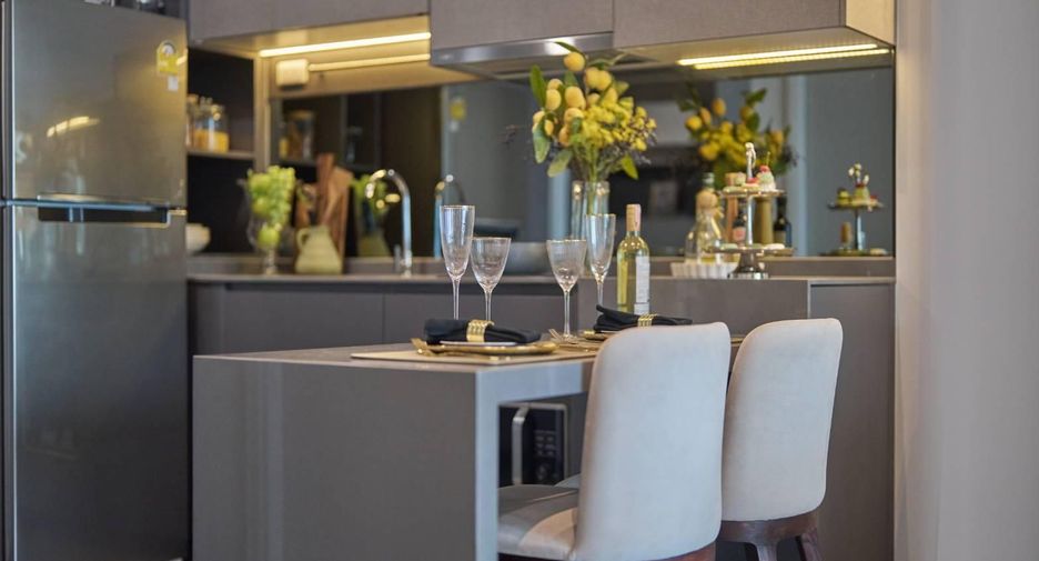 For sale 2 bedrooms condo in Bang Rak, Bangkok