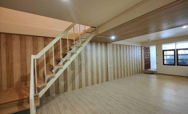 Casa adosada en venta de 3 habitaciones en Mueang Samut Prakan, Samut Prakan