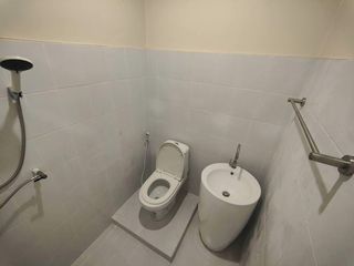 À vendre 3 chambres maison de ville à Mueang Samut Prakan, Samut Prakan