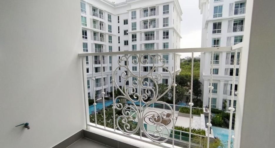 For sale 1 bed condo in Bang Lamung, Chonburi