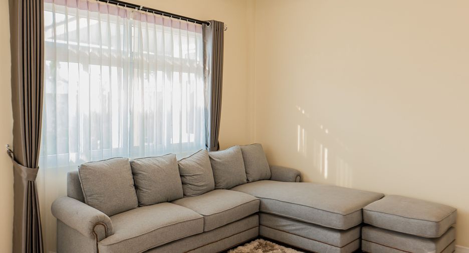 For sale 3 bedrooms villa in Bang Lamung, Chonburi
