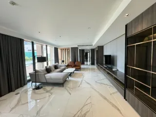À louer 3 chambres appartement à Khlong Toei, Bangkok