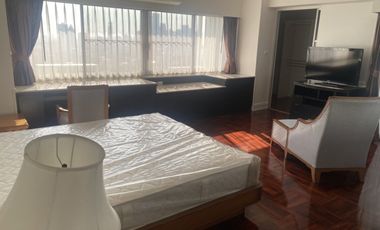 Apartamento en alquiler de 4 habitaciones en Watthana, Bangkok