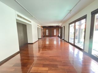 出租 3 卧室 独立屋 在 Khlong Toei, 曼谷