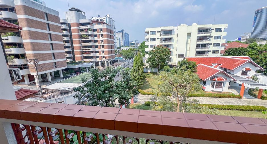 For rent 1 Beds condo in Watthana, Bangkok