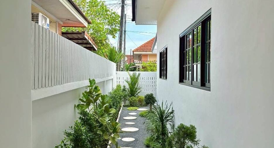 出售 2 卧室 独立屋 在 Phuket Town, 普吉