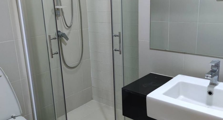 Condo en alquiler de 1 habitaciones en Huai Khwang, Bangkok