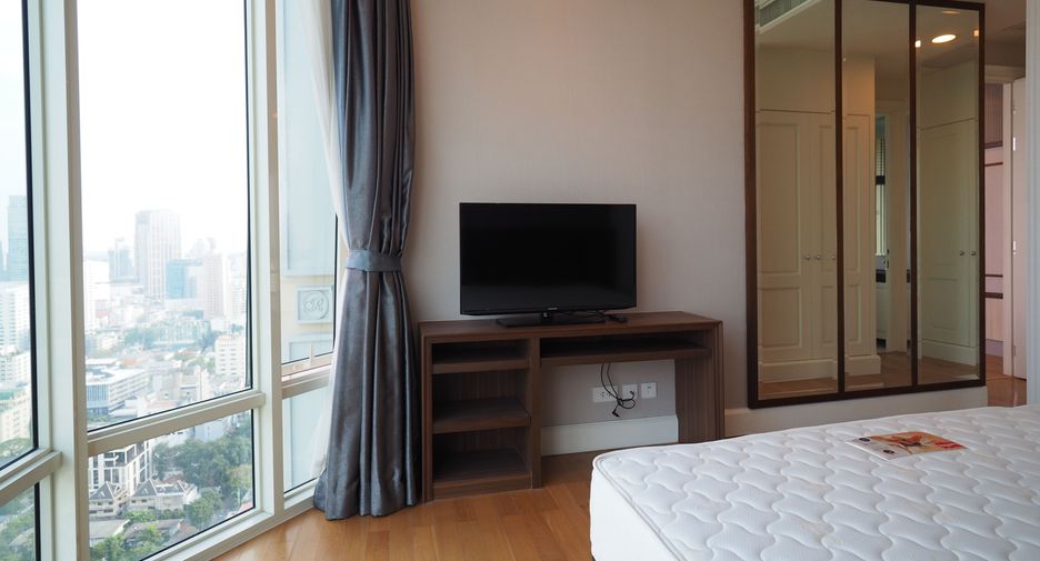 For rent 2 ベッドルーム condo in Watthana, Bangkok