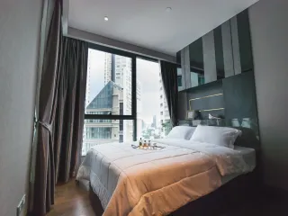For rent 1 bed condo in Khlong Toei, Bangkok